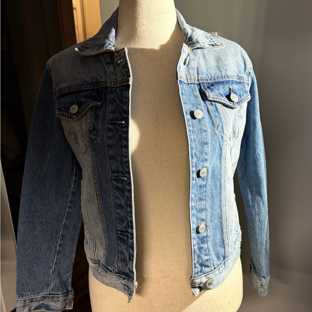 Ambrecrobie & Fitch Denim Jacket Women's Size Small Button Up